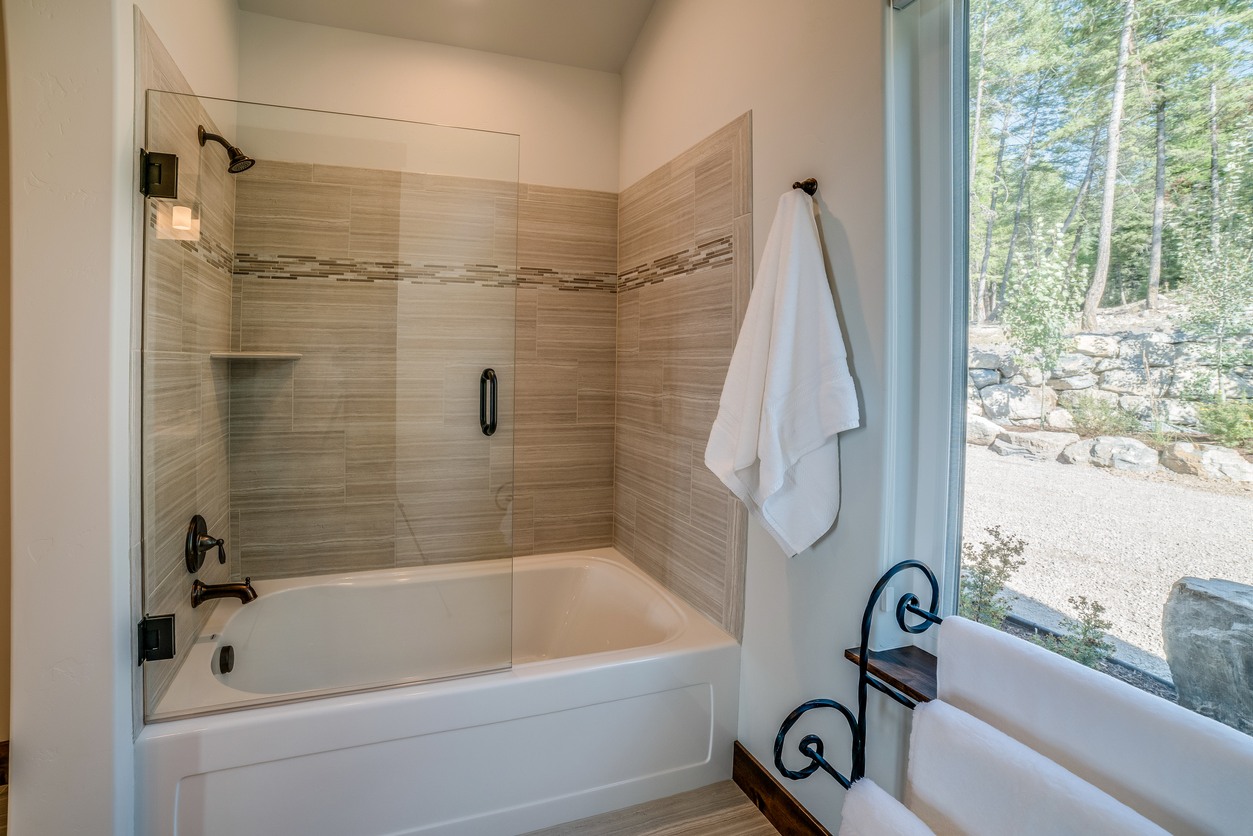 Shower & Tub Installation in Islamorada, Village of Islands